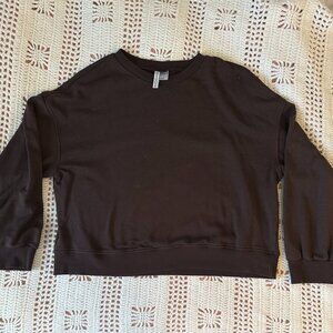 H&M Loose-Fitting Dark Brown Sweatshirt - Size Large